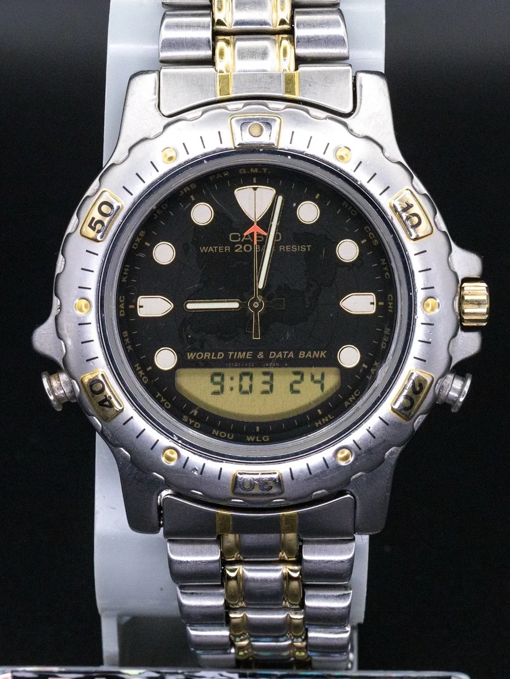 Casio RARE AD-722 Vintage Ana/Digi 40mm JDM Import World Timer Watch